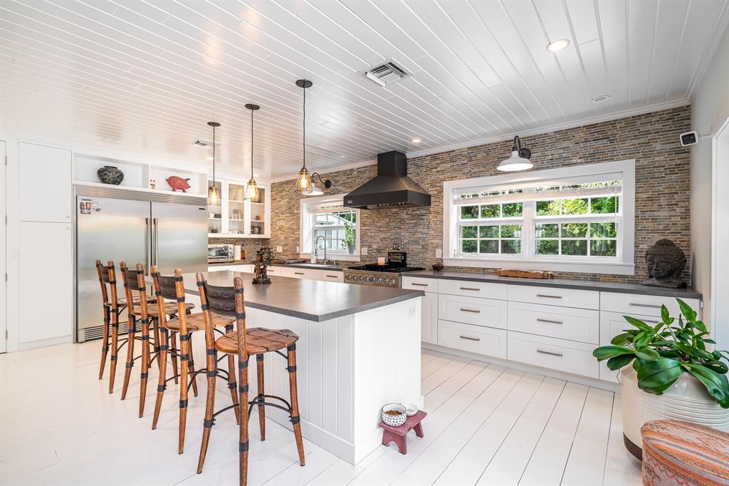 IDA LAKE TERRACE REPL - Residential