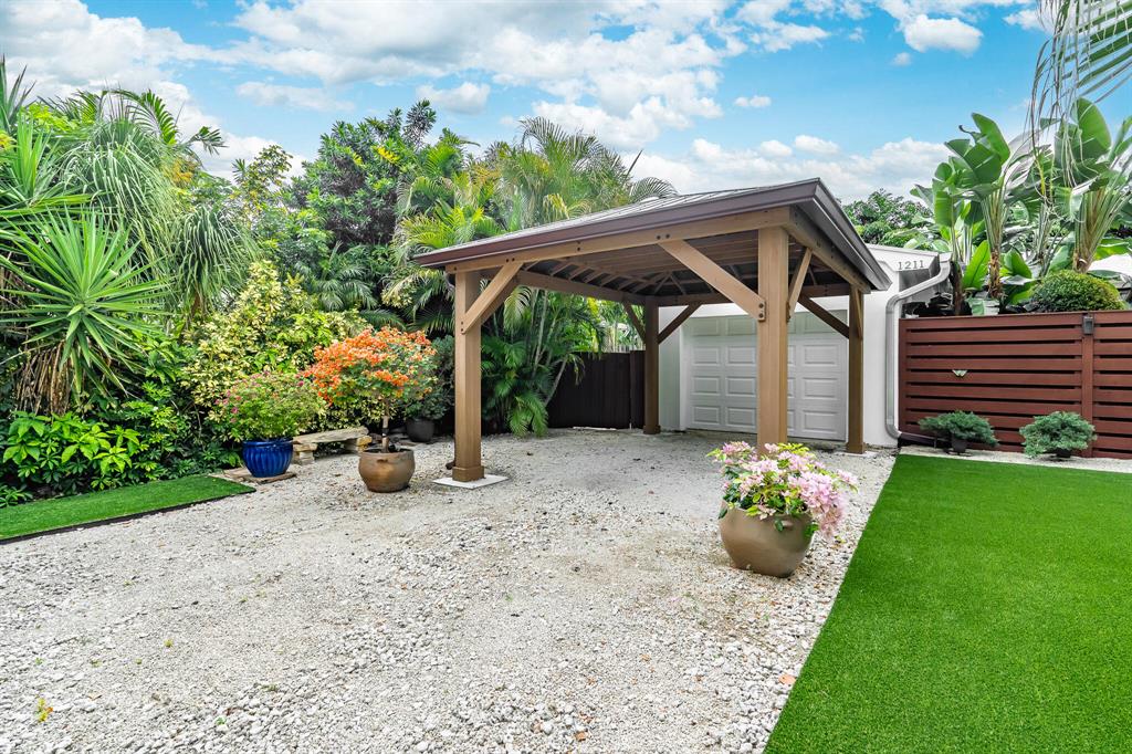 IDA LAKE TERRACE REPL - Residential