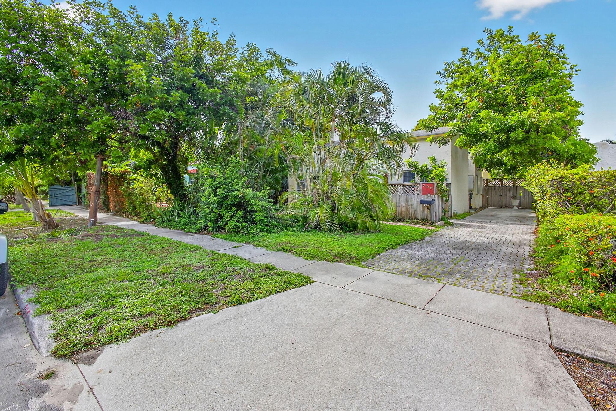 705 Lytle Street