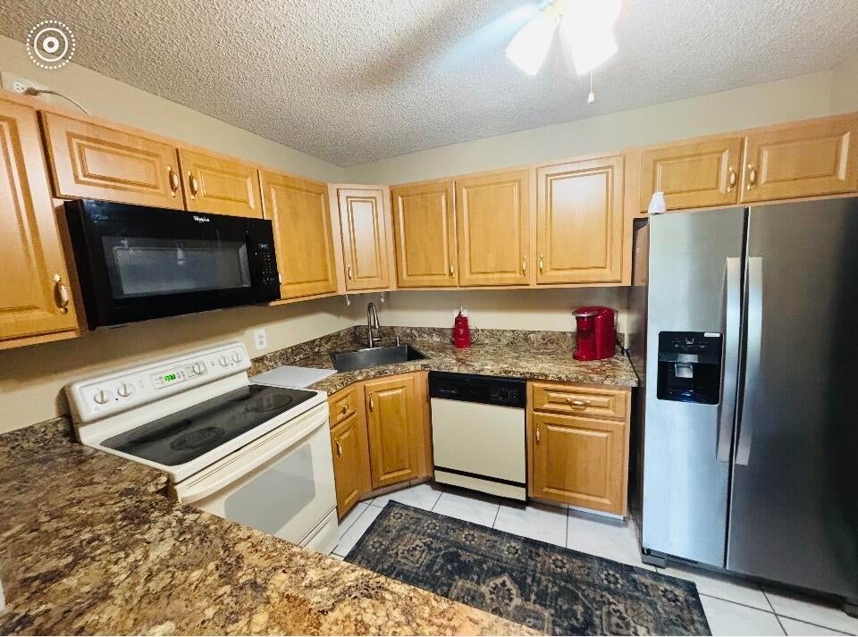 101 LAKE PINE Circle B-2
