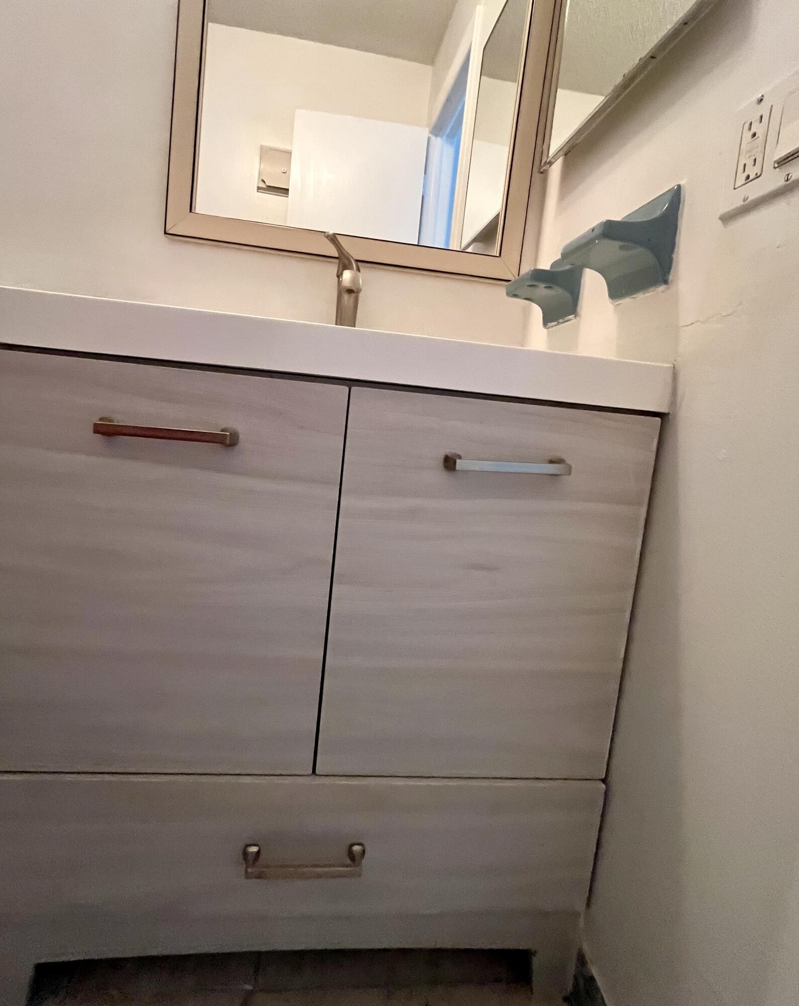 LEISURE LAKE CIRCLE CONDO - Residential Lease