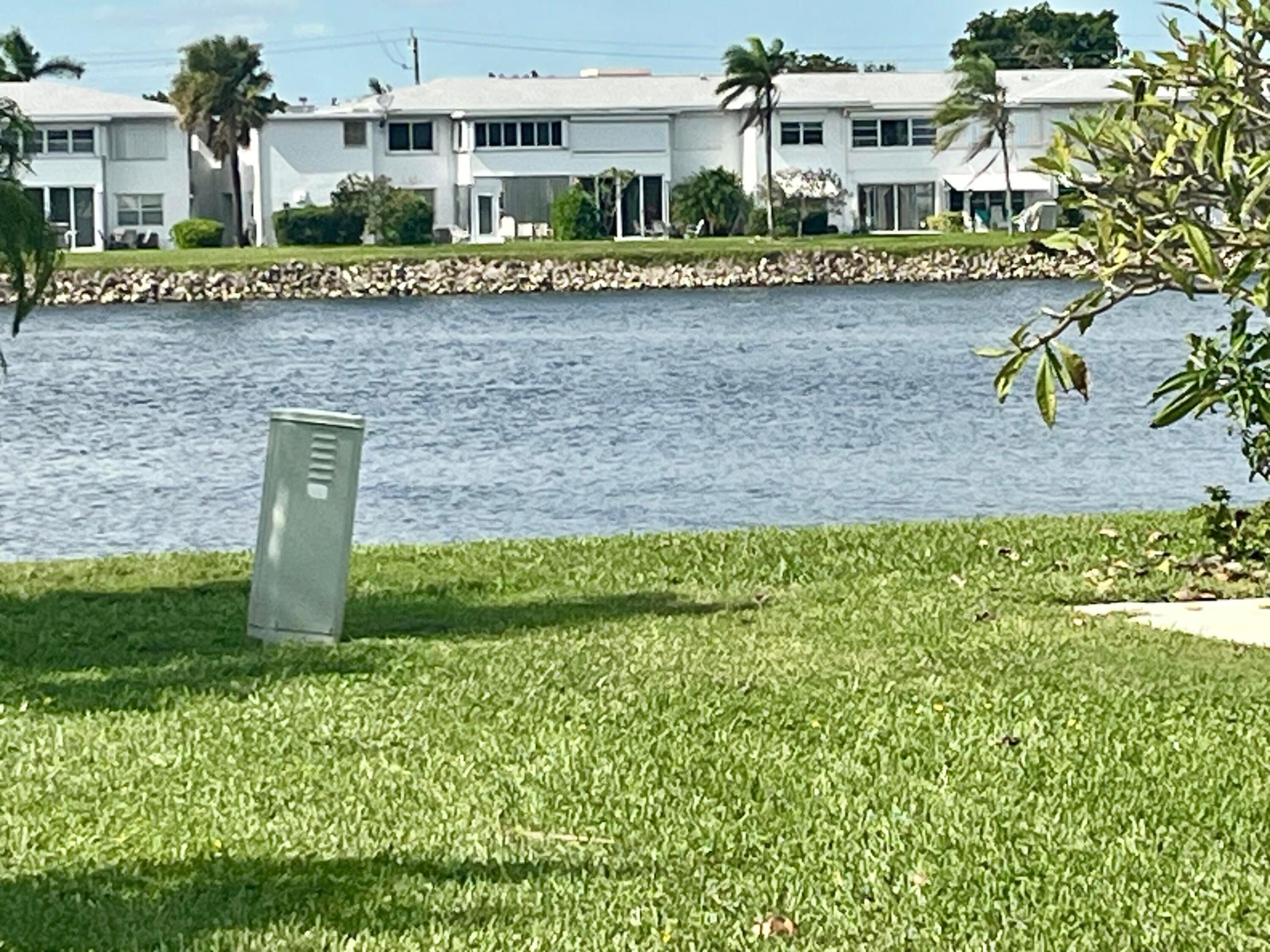 LEISURE LAKE CIRCLE CONDO - Residential Lease