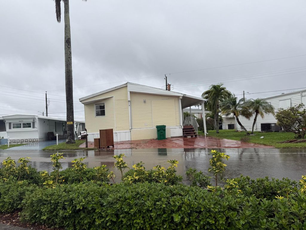 Photo of 8557 SW 18th Street, Davie, FL 33324 (MLS # B26014775)