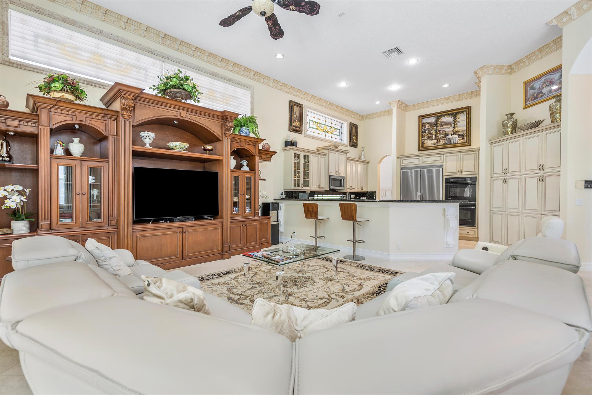 Mizner Country Club - Residential