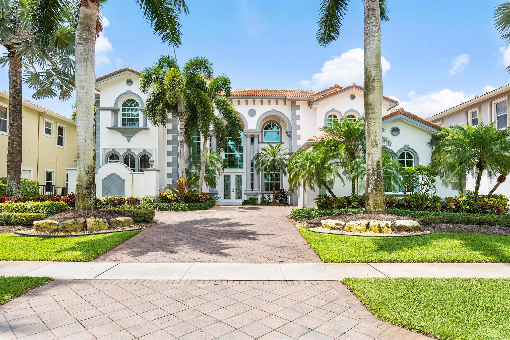 Mizner Country Club - Residential