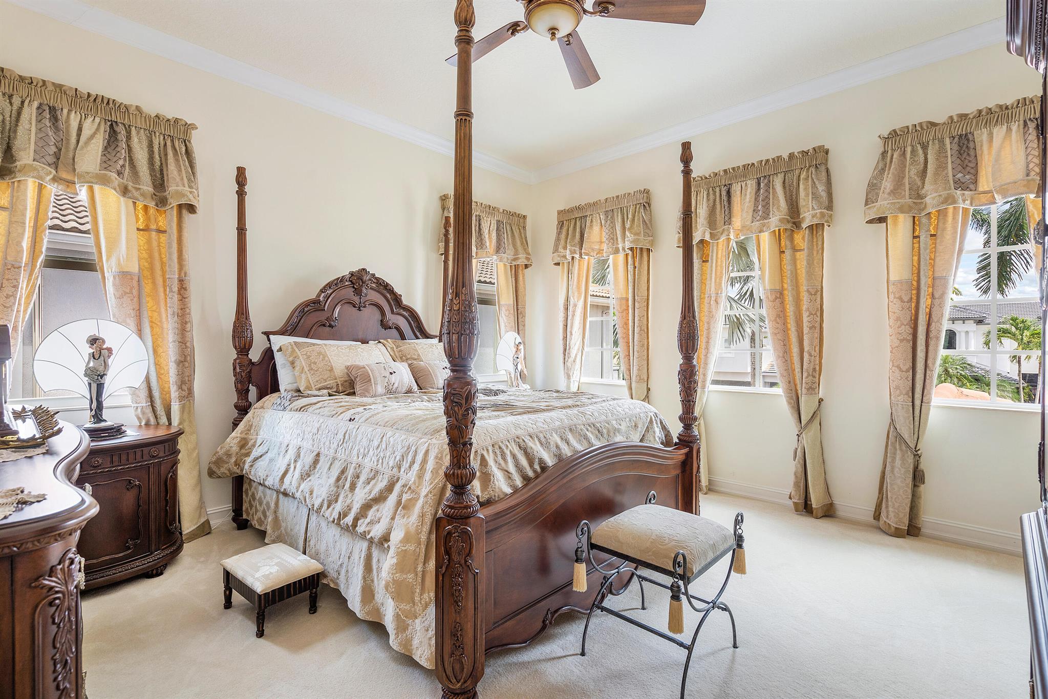 Mizner Country Club - Residential