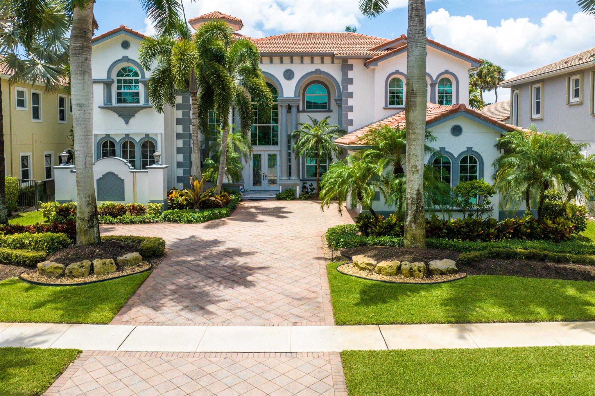 Mizner Country Club - Residential