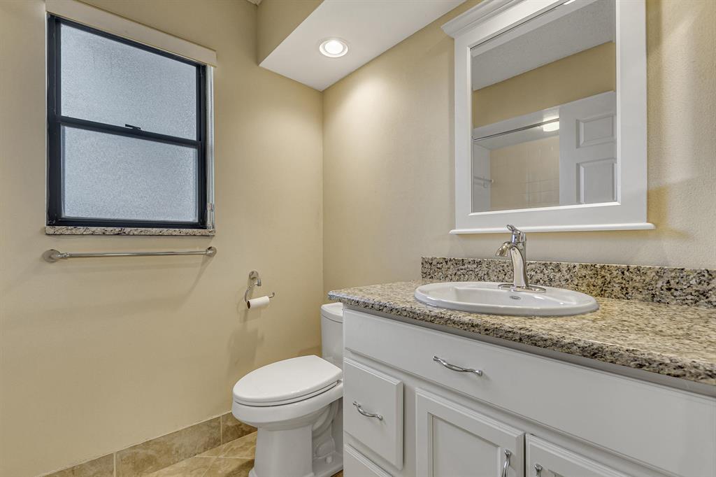 LAKES OF SHERBROOKE PH 8 - Residential