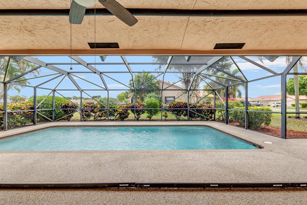 LAKES OF SHERBROOKE PH 8 - Residential