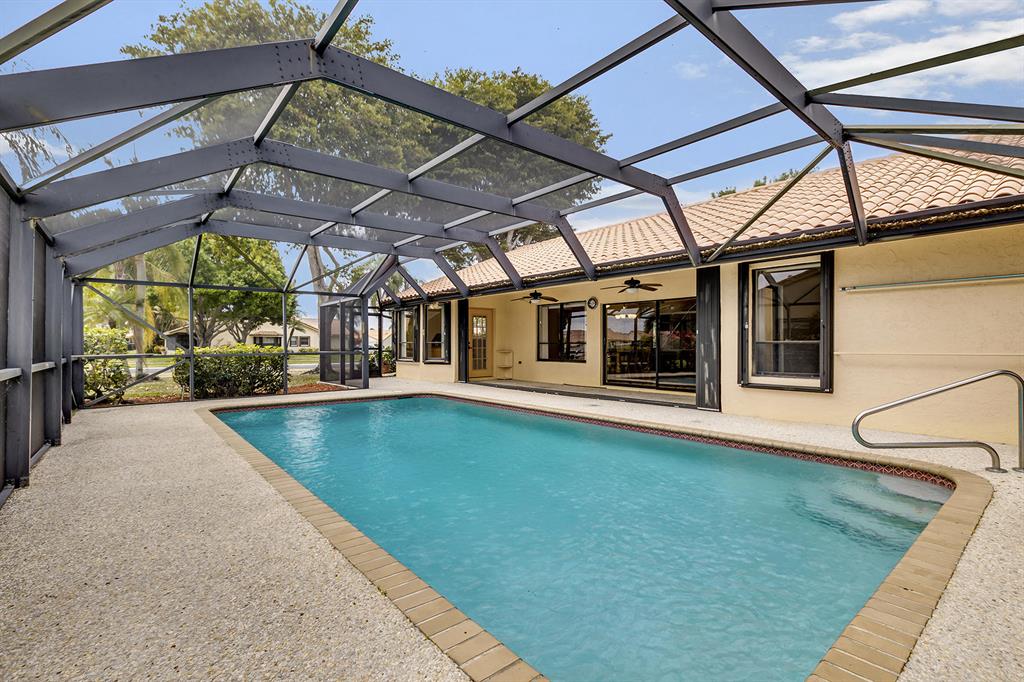 LAKES OF SHERBROOKE PH 8 - Residential