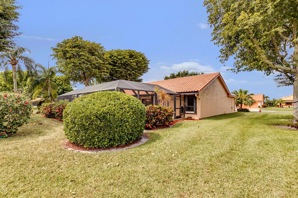 LAKES OF SHERBROOKE PH 8 - Residential