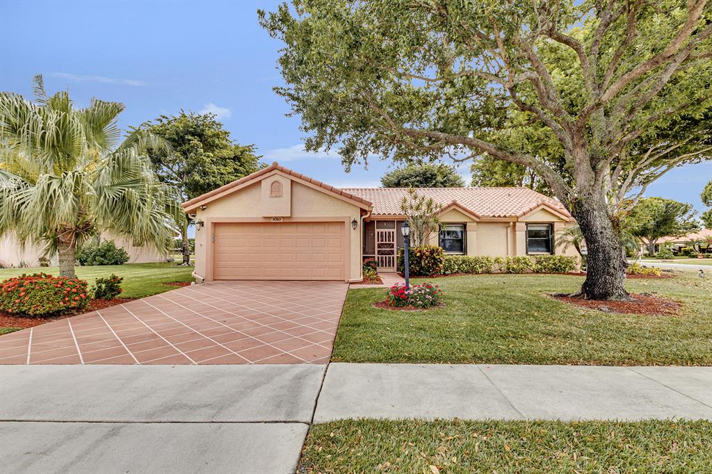 LAKES OF SHERBROOKE PH 8 - Residential