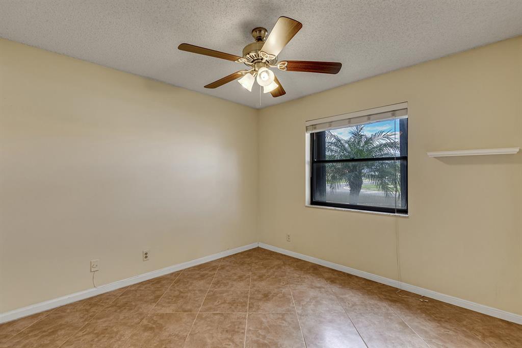 LAKES OF SHERBROOKE PH 8 - Residential