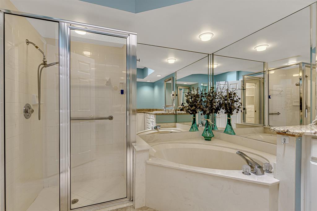 LAKES OF SHERBROOKE PH 8 - Residential