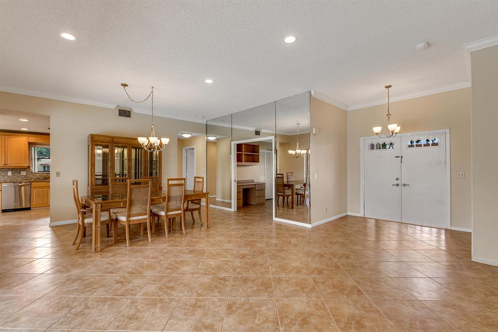 LAKES OF SHERBROOKE PH 8 - Residential