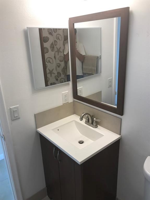 Village Park at Oakland - Residential