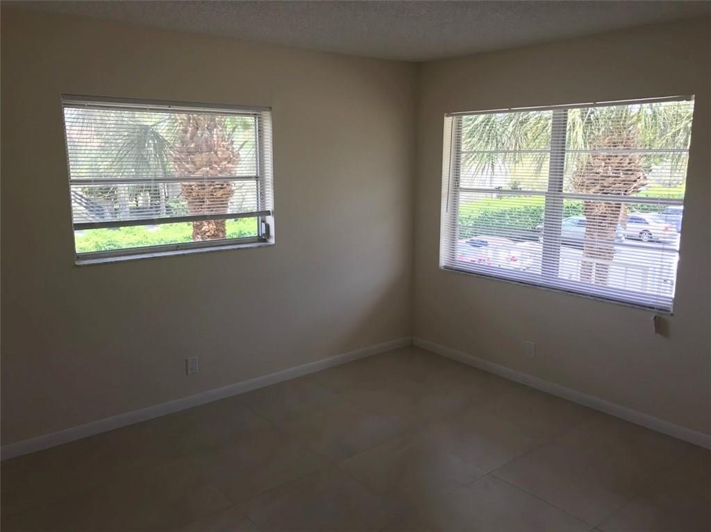 Village Park at Oakland - Residential