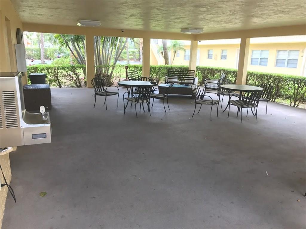 Village Park at Oakland - Residential