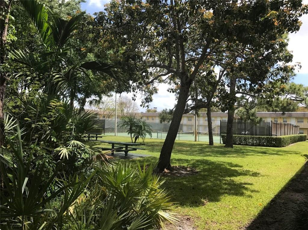 Village Park at Oakland - Residential