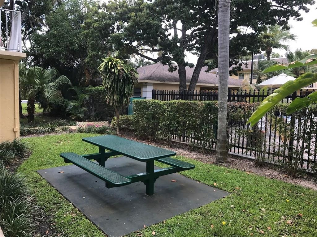 Village Park at Oakland - Residential