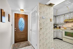 HOLLYBROOK GOLF AND TENNI - Residential