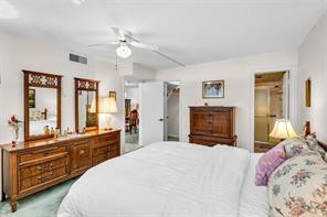 HOLLYBROOK GOLF AND TENNI - Residential