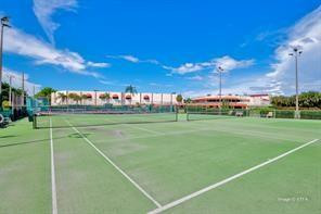 HOLLYBROOK GOLF AND TENNI - Residential