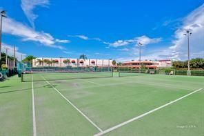 HOLLYBROOK GOLF AND TENNI - Residential