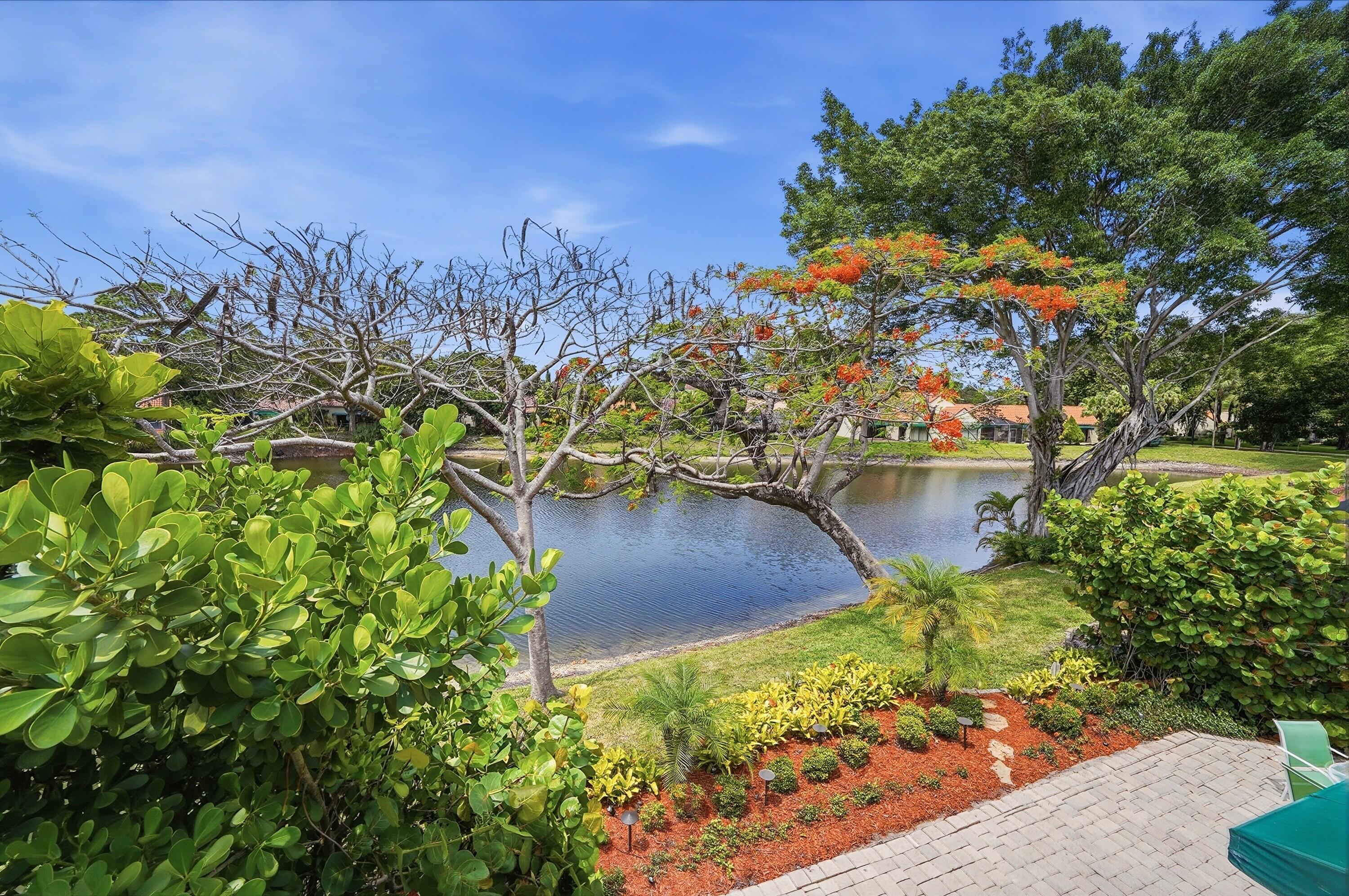 L AMBIANCE OF VIA VERDE - Residential