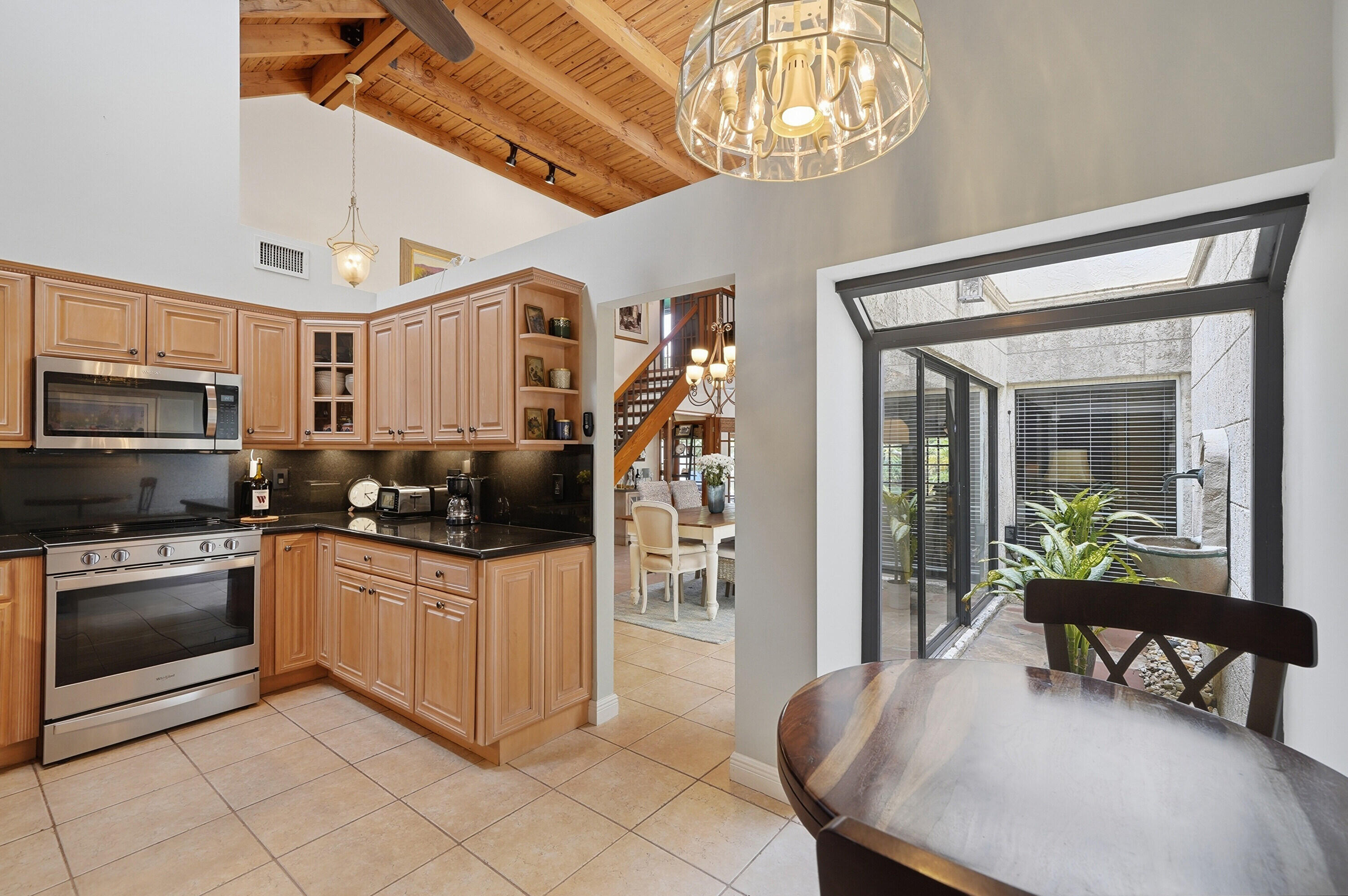 L AMBIANCE OF VIA VERDE - Residential