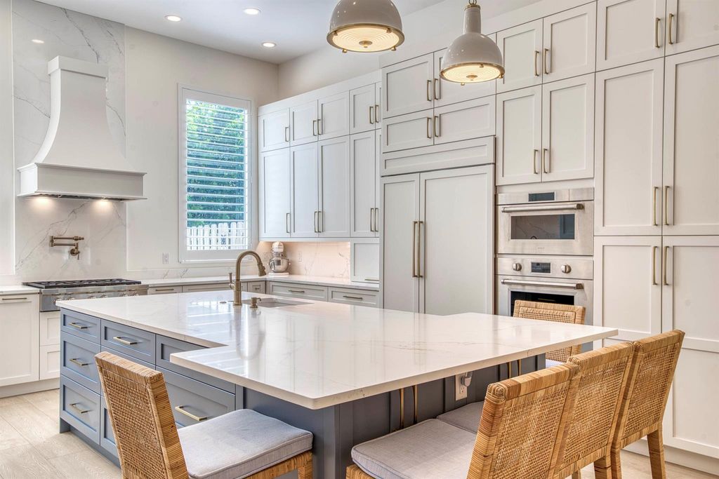 Photo of 6398 Wood Lake Road, Jupiter, FL 33458 (MLS # R11136931)