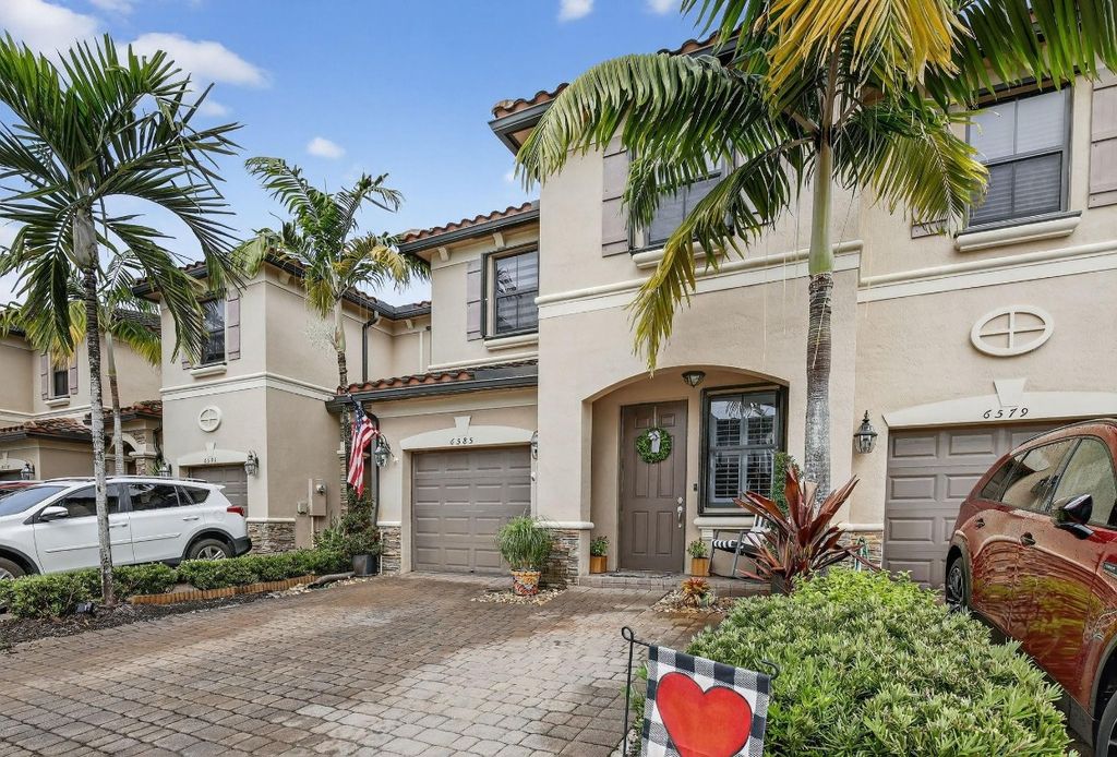 Photo of 6585 N Anise Court, Davie, FL 33314 (MLS # F10547941)