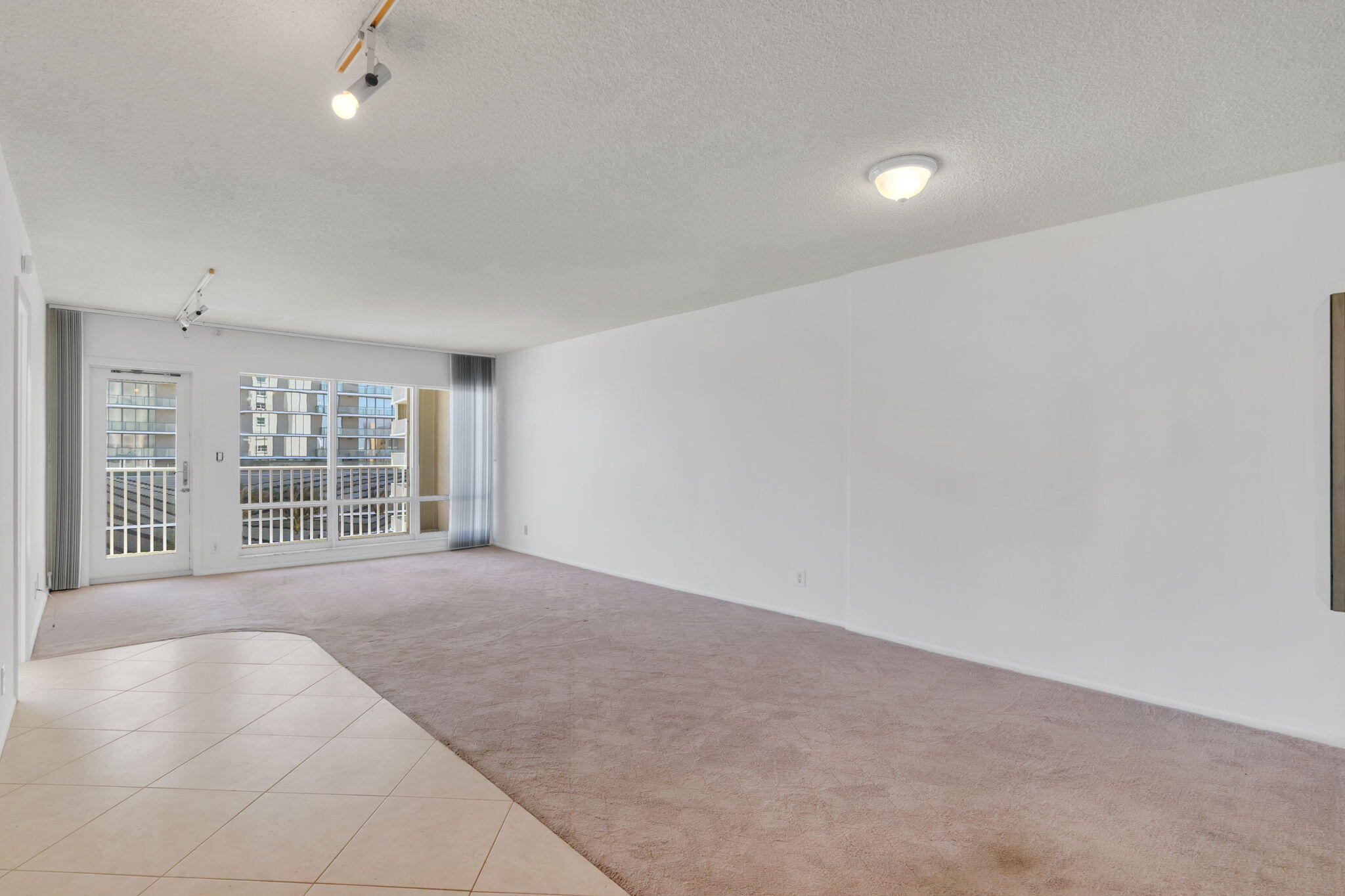 ADMIRALTY TOWERS CONDOMINIUM - Residential