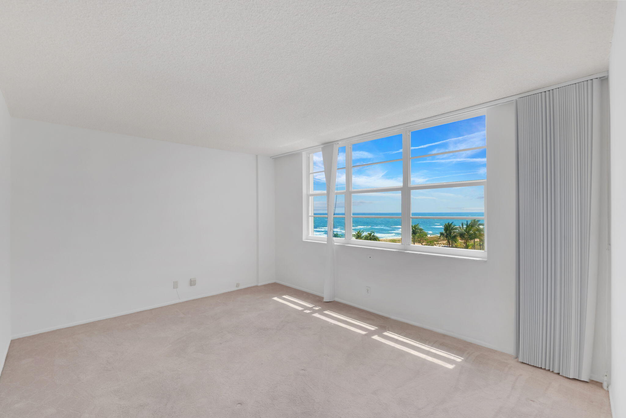 ADMIRALTY TOWERS CONDOMINIUM - Residential