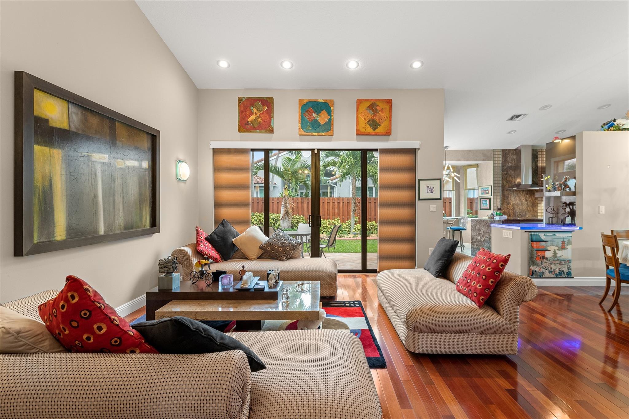 LAKE POINTE ESTATES - Residential