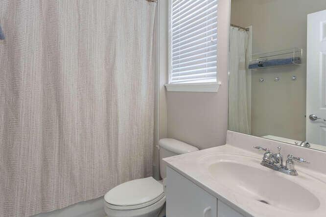 GREENWICH - Residential