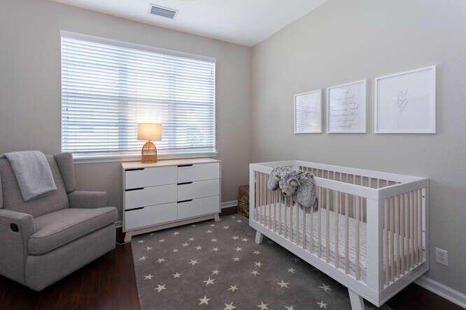 GREENWICH - Residential