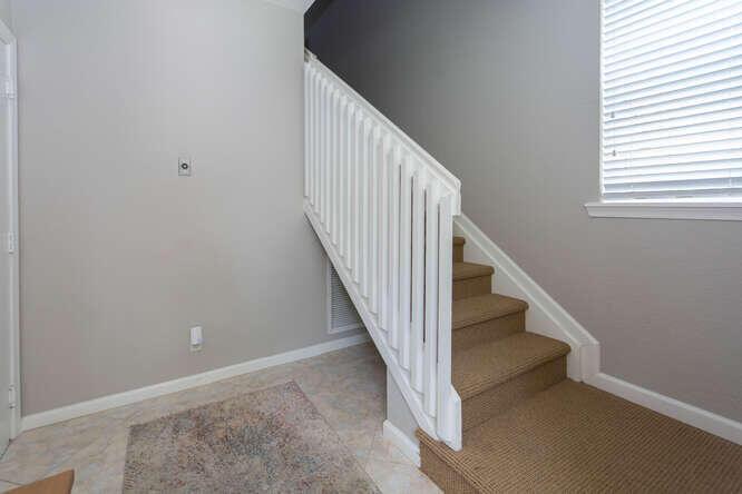 GREENWICH - Residential