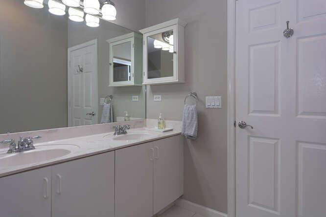 GREENWICH - Residential