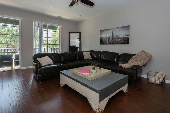 GREENWICH - Residential