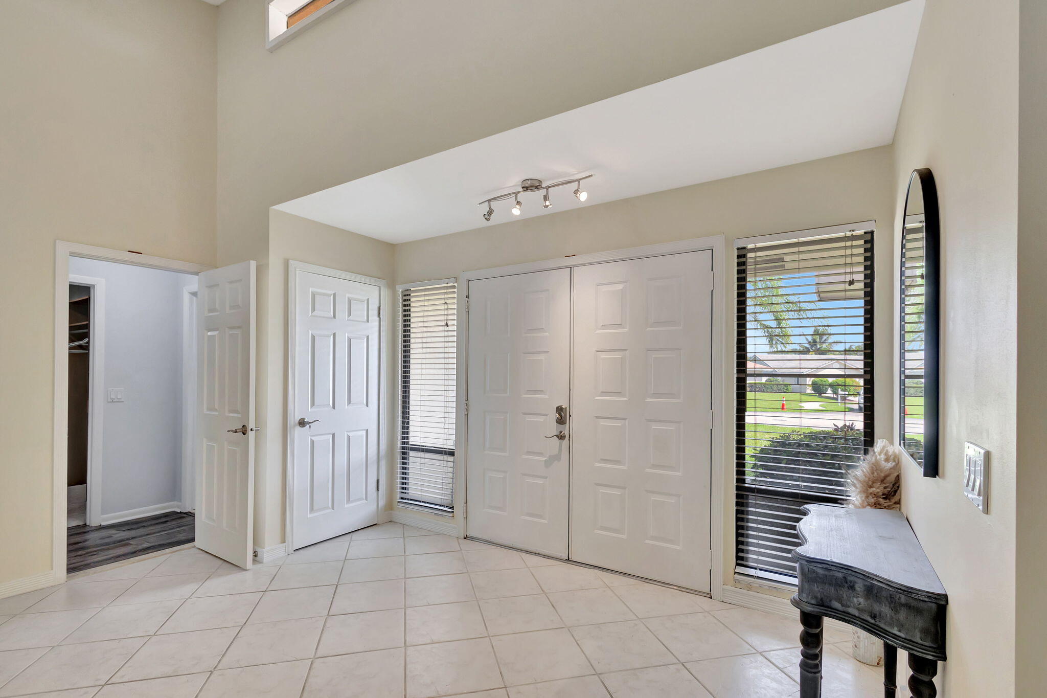 88 Pinehill Trail E