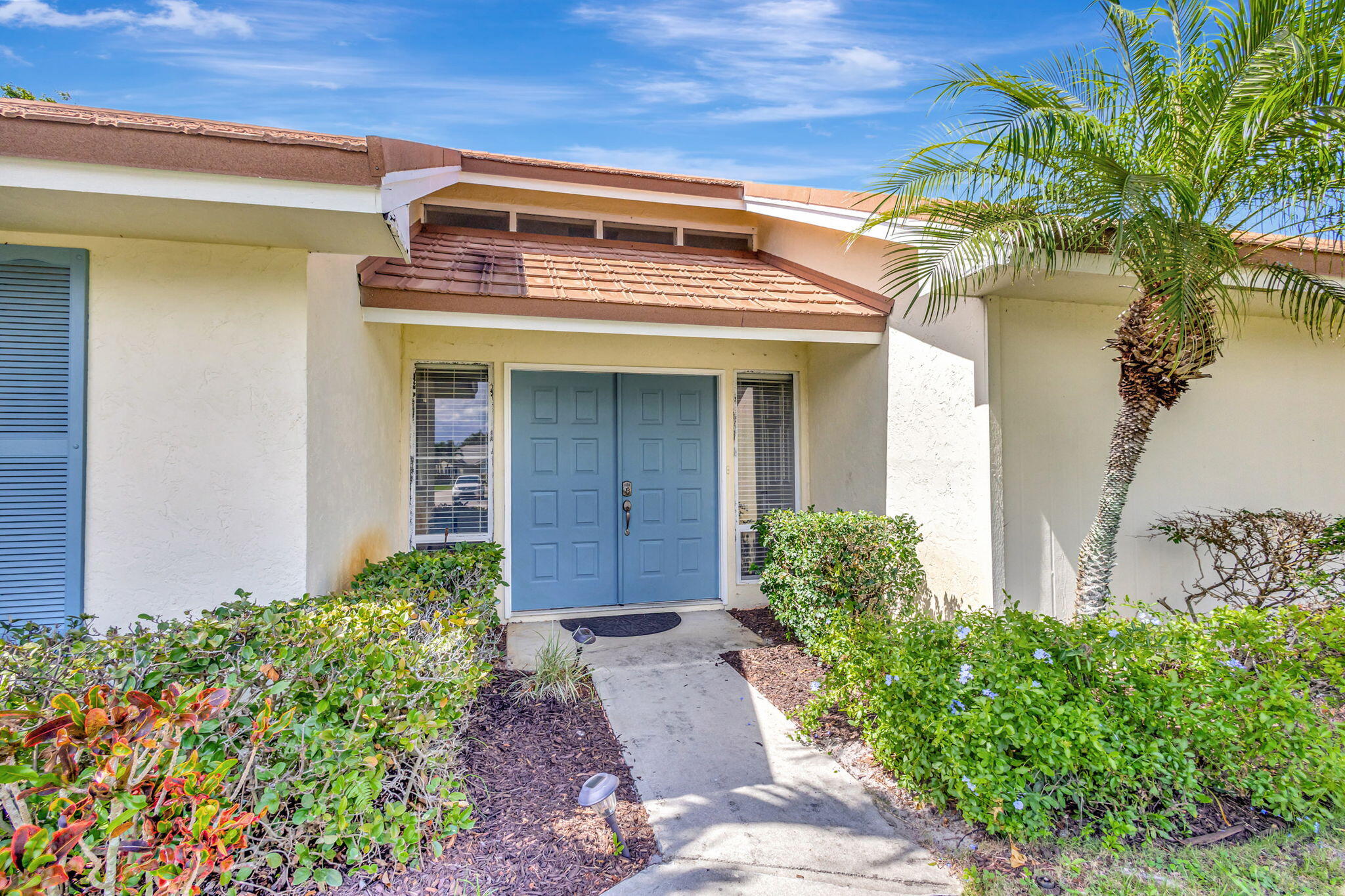 88 Pinehill Trail E