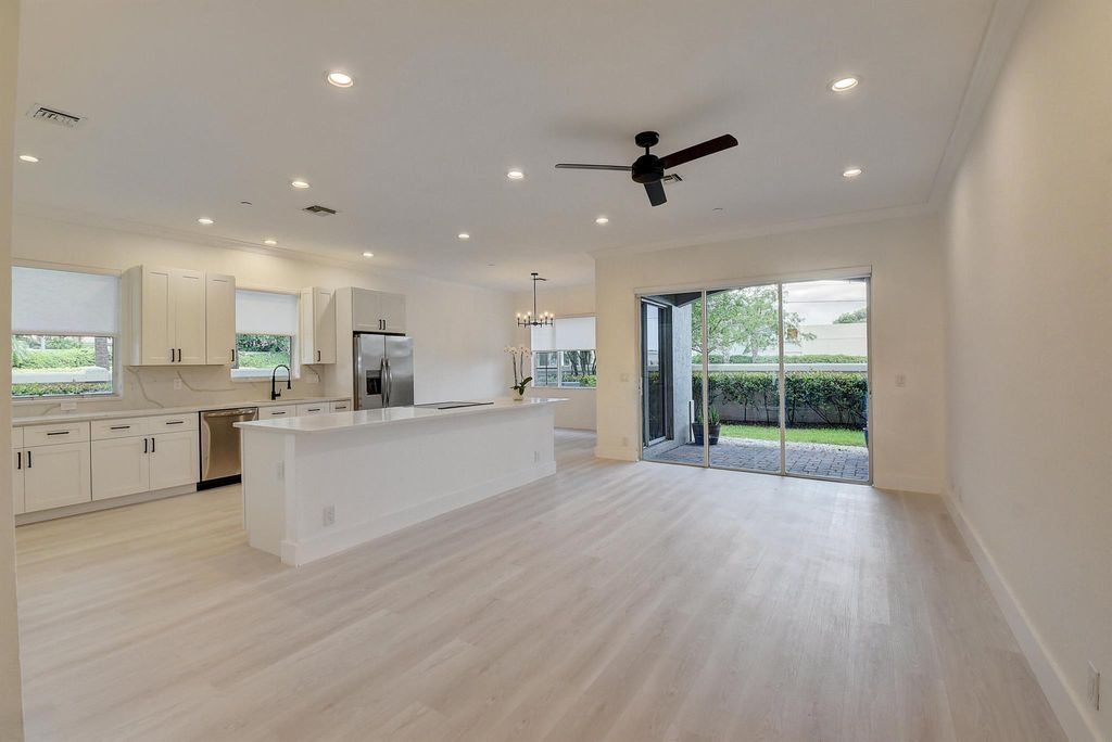 Photo of 79 Nottingham Place, Boynton Beach, FL 33426 (MLS # R10904219)