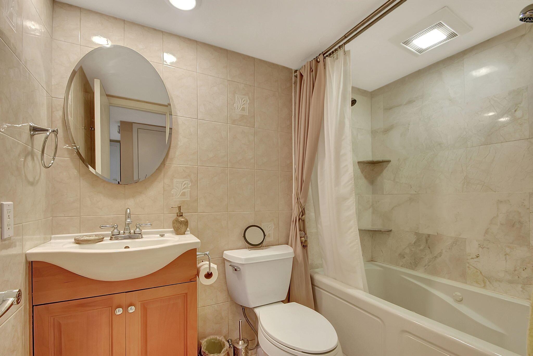 COASTAL TOWERS CONDO - Residential