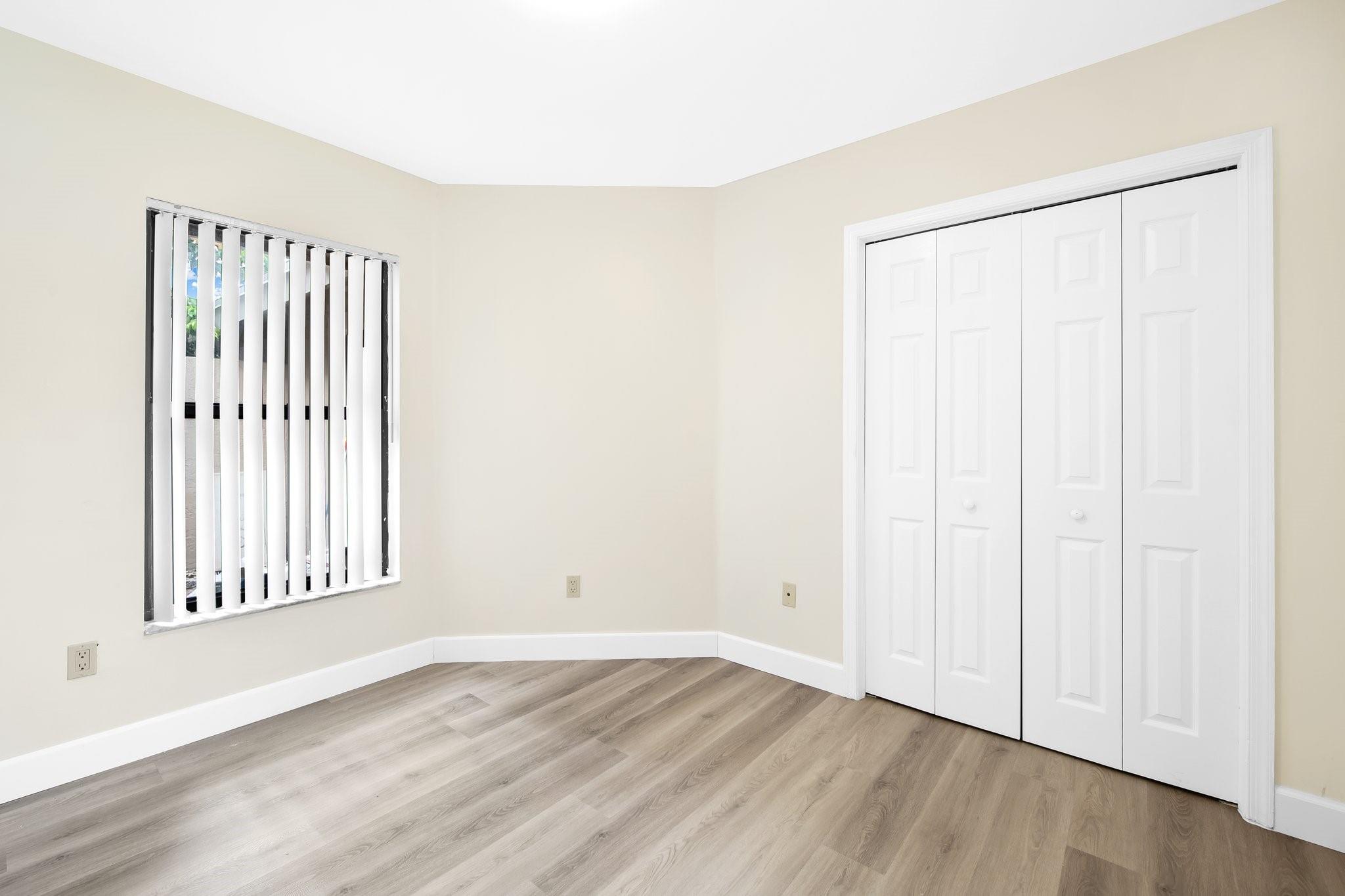 GREENVIEW SHORES 2 OF WEL - Residential Lease