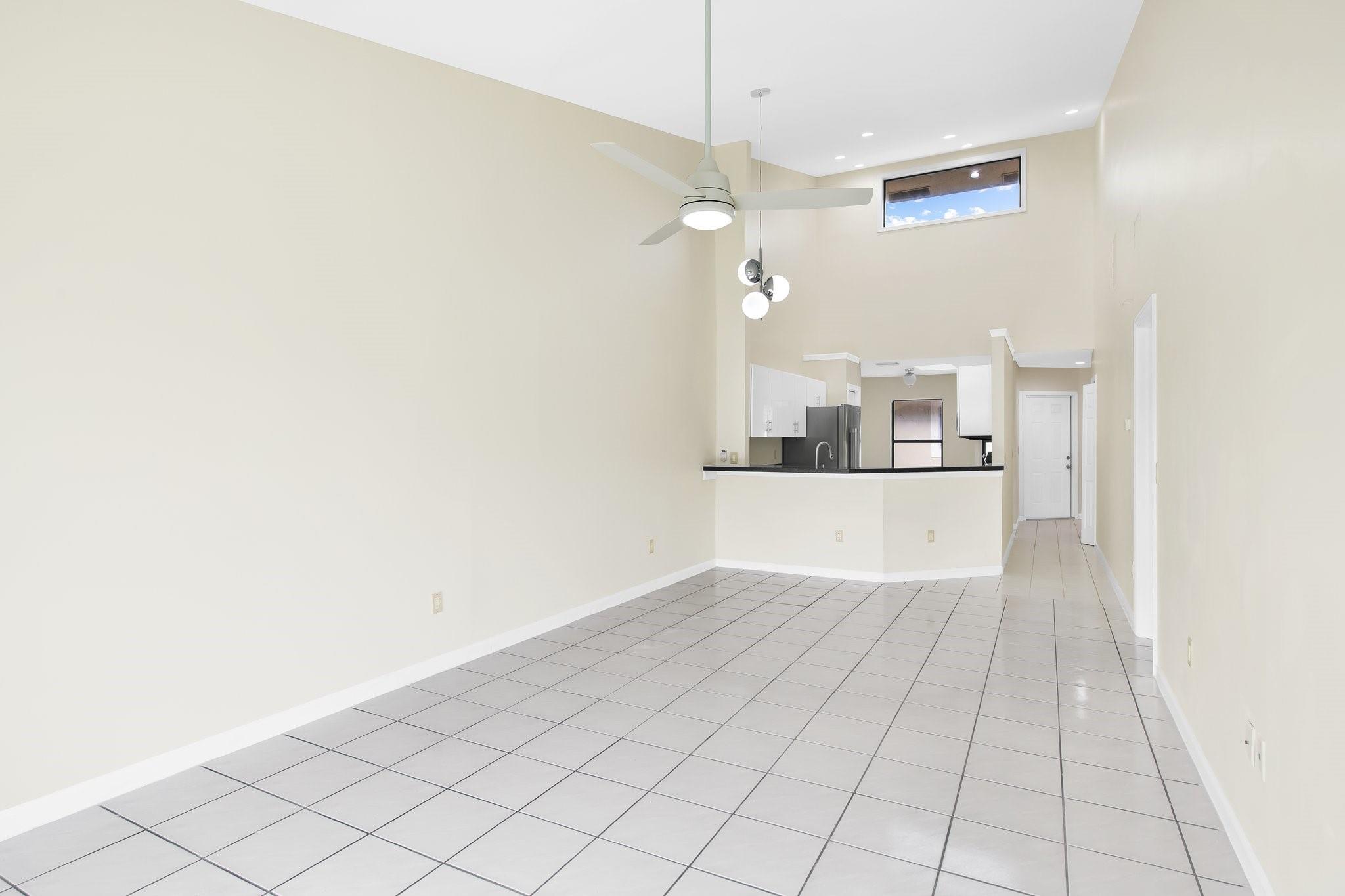 GREENVIEW SHORES 2 OF WEL - Residential Lease