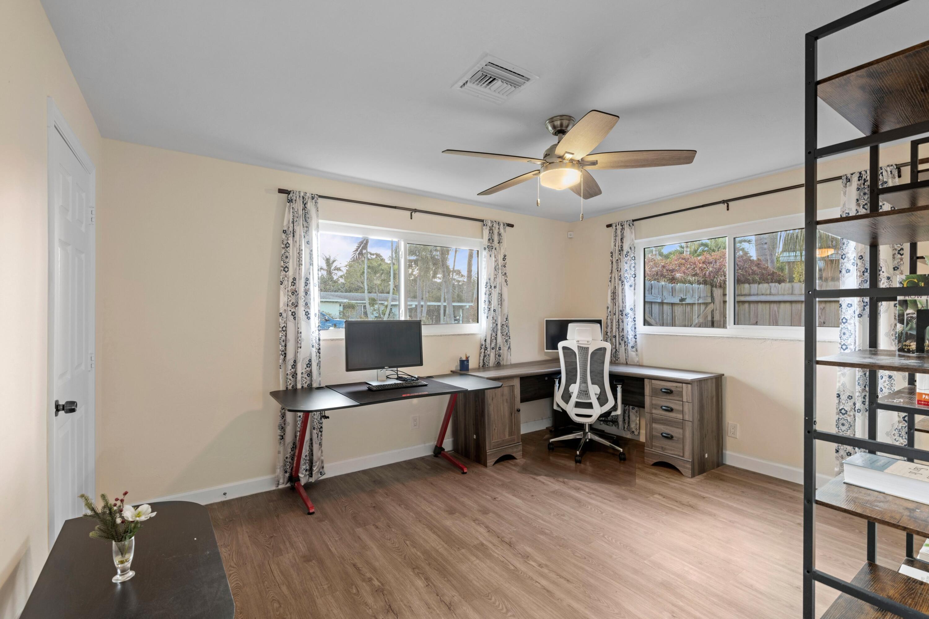 FOREST HILLS - Residential