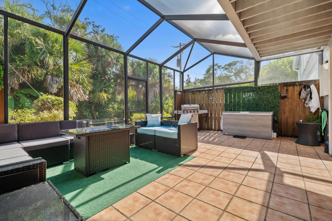 Breakers Landing - Residential