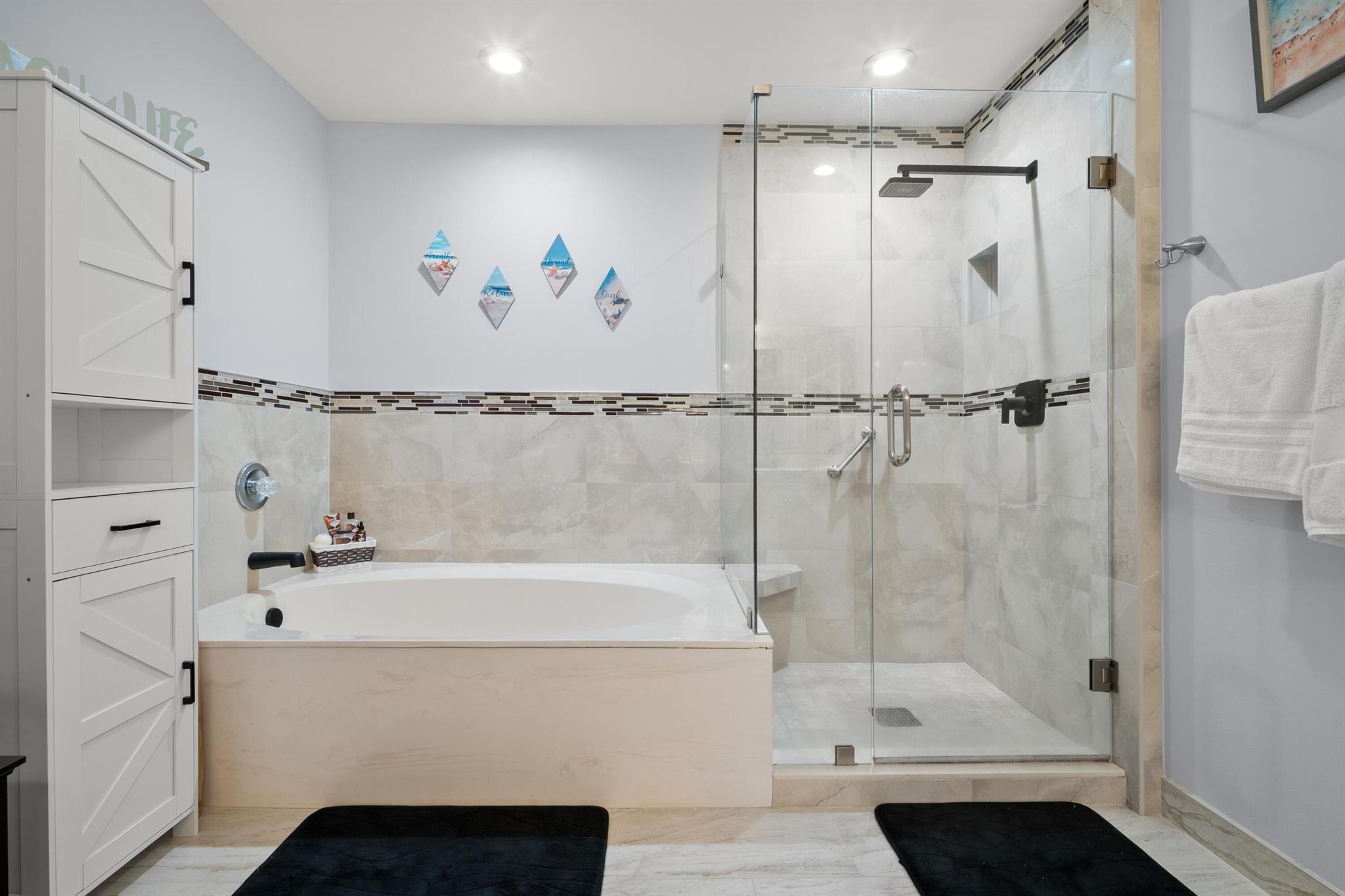 Breakers Landing - Residential