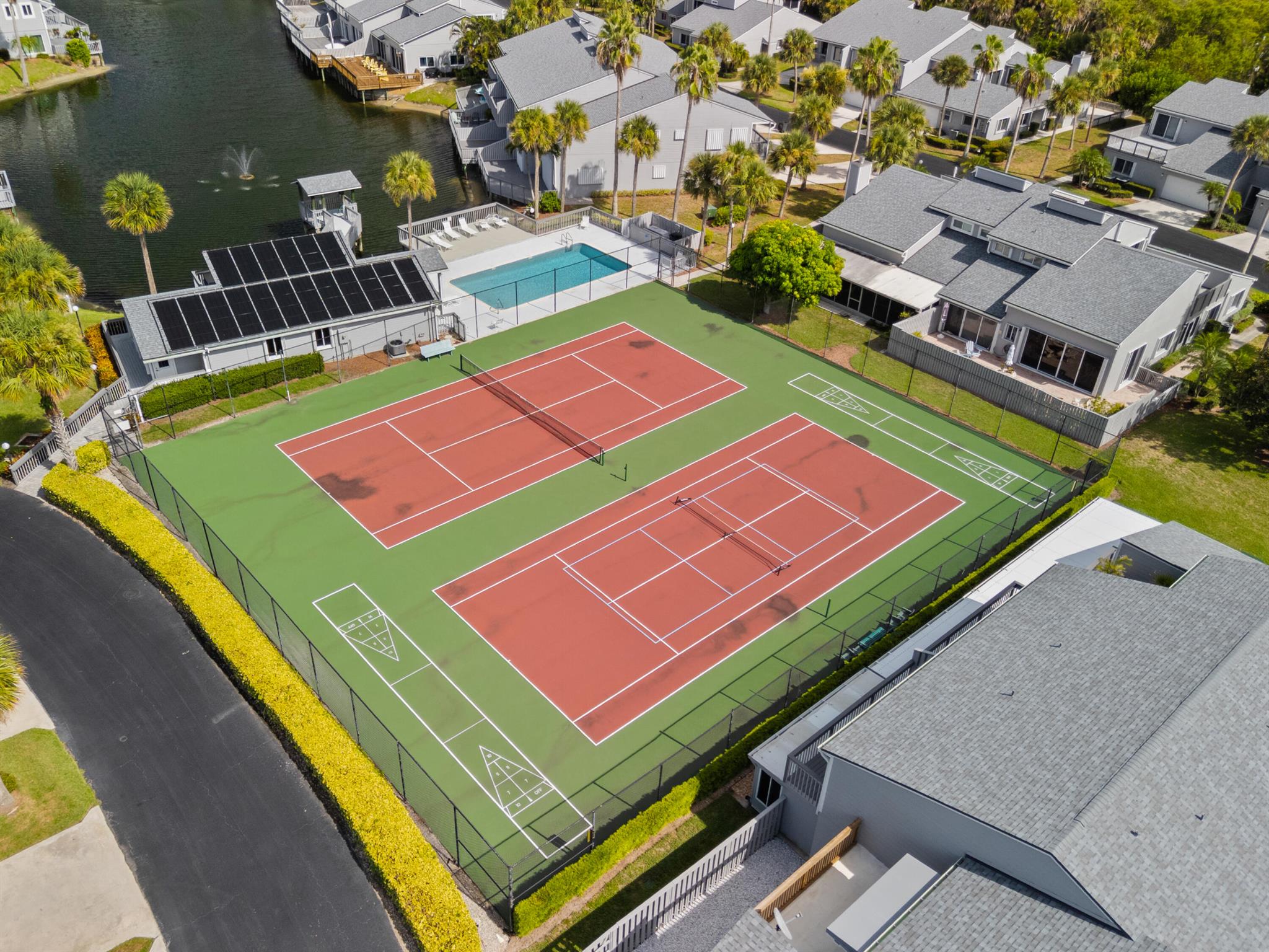 Breakers Landing - Residential